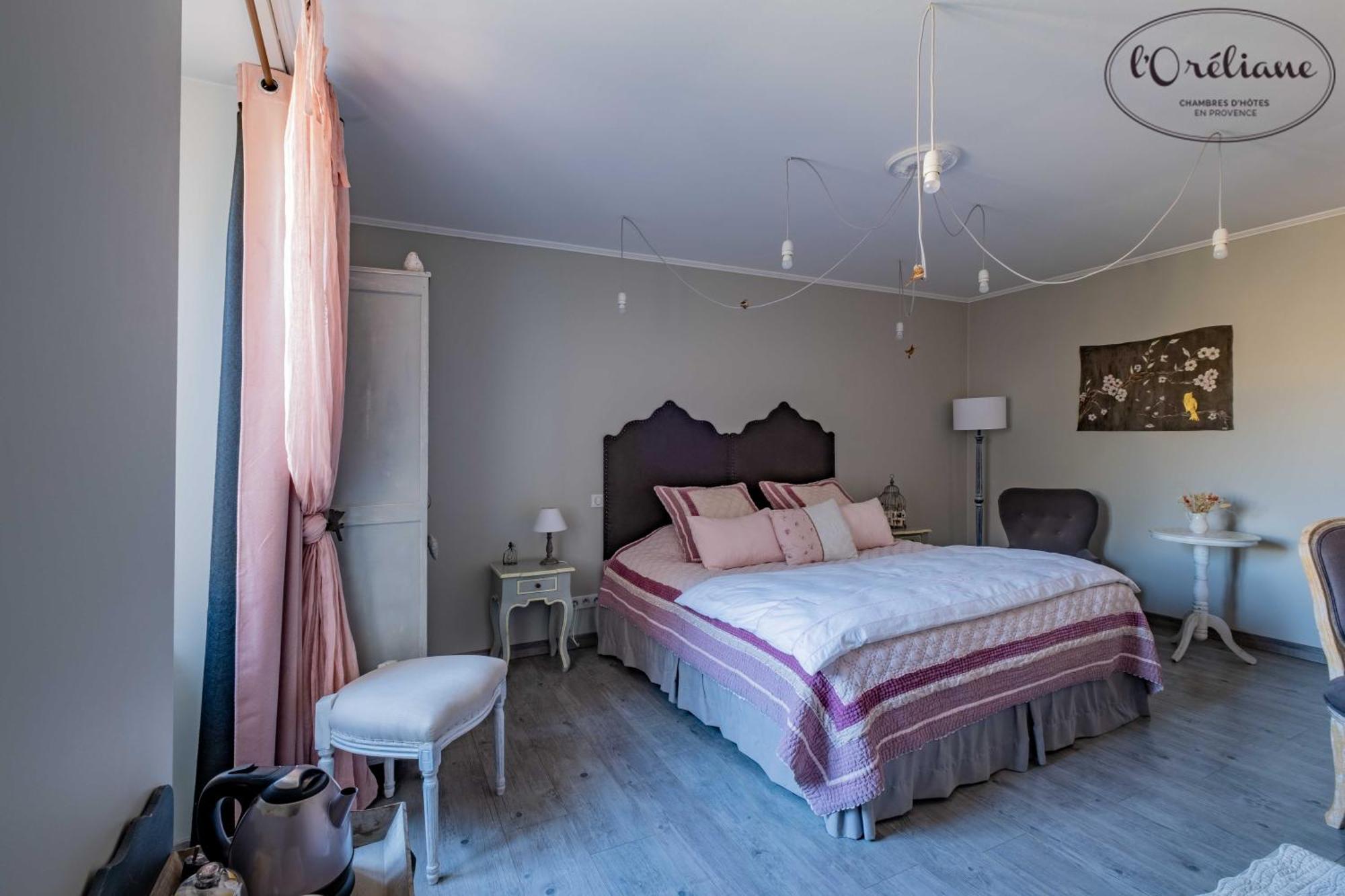 Châteauneuf-de-Gadagne Chambres D'Hotes L'Oreliane En Provence Only Adult المظهر الخارجي الصورة
