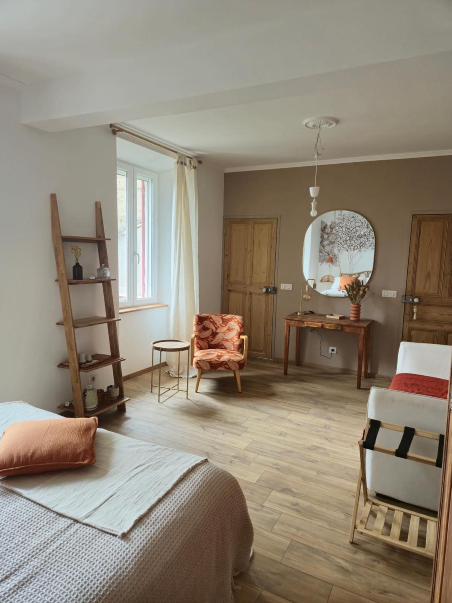 Châteauneuf-de-Gadagne Chambres D'Hotes L'Oreliane En Provence Only Adult المظهر الخارجي الصورة