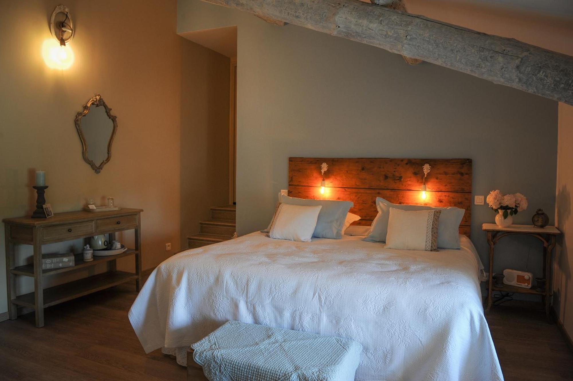 Châteauneuf-de-Gadagne Chambres D'Hotes L'Oreliane En Provence Only Adult المظهر الخارجي الصورة