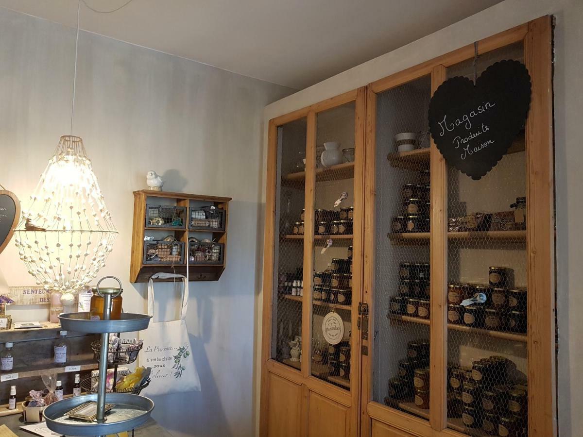Châteauneuf-de-Gadagne Chambres D'Hotes L'Oreliane En Provence Only Adult المظهر الخارجي الصورة